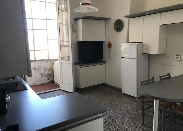 Davanti Al Mare Savona